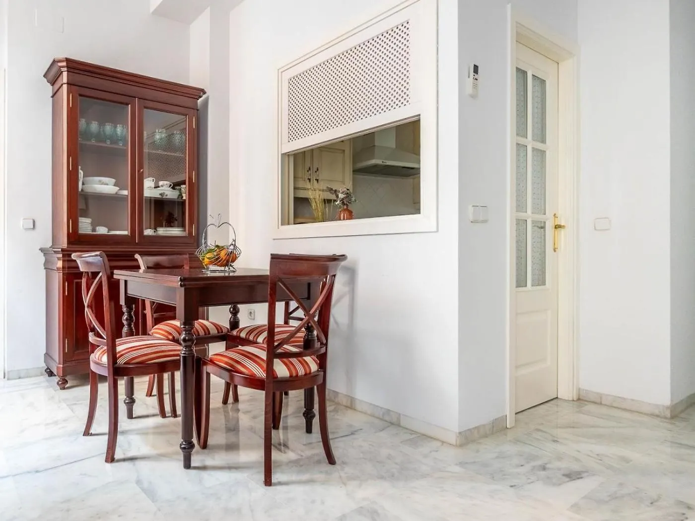Chicarrero Suite Vacacional Sevilla 0*, Seville Spain